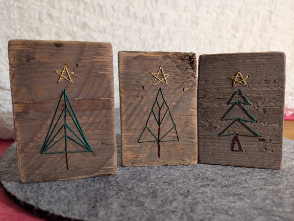 besticktes Holz